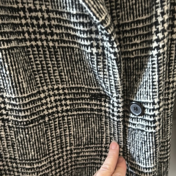 Arden B Glenn Plaid Coat - Picture 4 of 9